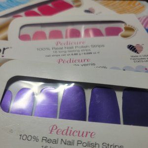 ✨ Color Street - PEDI✨  Bundle & Save!!!  Includes FREE Gifts